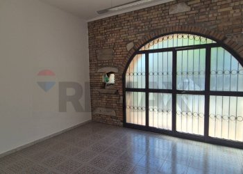 Stanza vuota - Commercial Premises Grottaminarda - photo 6