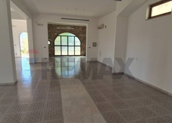 Stanza vuota - Commercial Premises Grottaminarda - photo 9