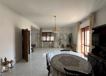 Sala da pranzo - Independent house Benevento - photo 28