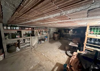 Dispensa di stoccaggio - Independent house Benevento - photo 45