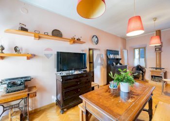 Sala da pranzo - Casa semi indipendente Strada per Bersatico
 
14, Lesignano de' Bagni - foto 26