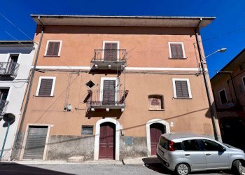 Foto 1 - Independent house Corso Sallustio
 
snc, Pizzoli - photo 1