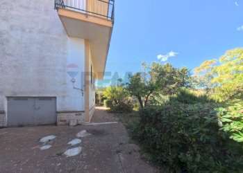 Casa all\'aperto - Villa Strada provinciale 1
 
14, Torretta - foto 2