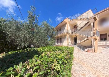 Casa all\'aperto - Villa Strada provinciale 1
 
14, Torretta - foto 3