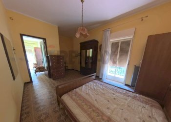 Camera / camera da letto - Villa Strada provinciale 1
 
14, Torretta - foto 12