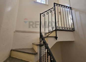 Scale - Casa semi indipendente Piazza Vittorio Emanuele
 
8, Bagheria - foto 11