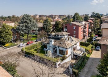 Edificio all\'aperto - Villa VIA PINDEMONTE
 
25, Reggio nell'Emilia - foto 8