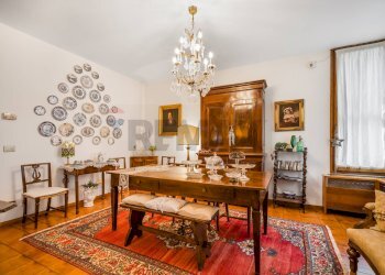 Sala da pranzo - Villa VIA PINDEMONTE
 
25, Reggio nell'Emilia - foto 14