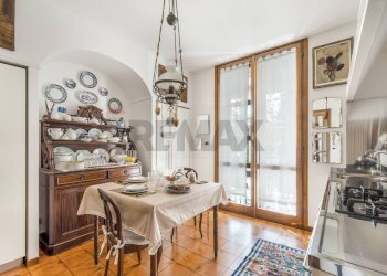 Sala da pranzo - Villa VIA PINDEMONTE
 
25, Reggio nell'Emilia - foto 16