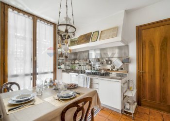 Cucina - Villa VIA PINDEMONTE
 
25, Reggio nell'Emilia - foto 17