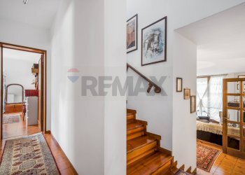 Scale - Villa VIA PINDEMONTE
 
25, Reggio nell'Emilia - foto 22