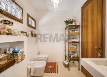 Bagno - Villa VIA PINDEMONTE
 
25, Reggio nell'Emilia - foto 23