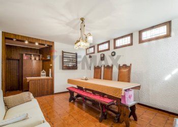 Sala da pranzo - Villa VIA PINDEMONTE
 
25, Reggio nell'Emilia - foto 34