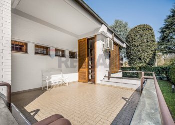 Terrazza - Villa VIA PINDEMONTE
 
25, Reggio nell'Emilia - foto 48
