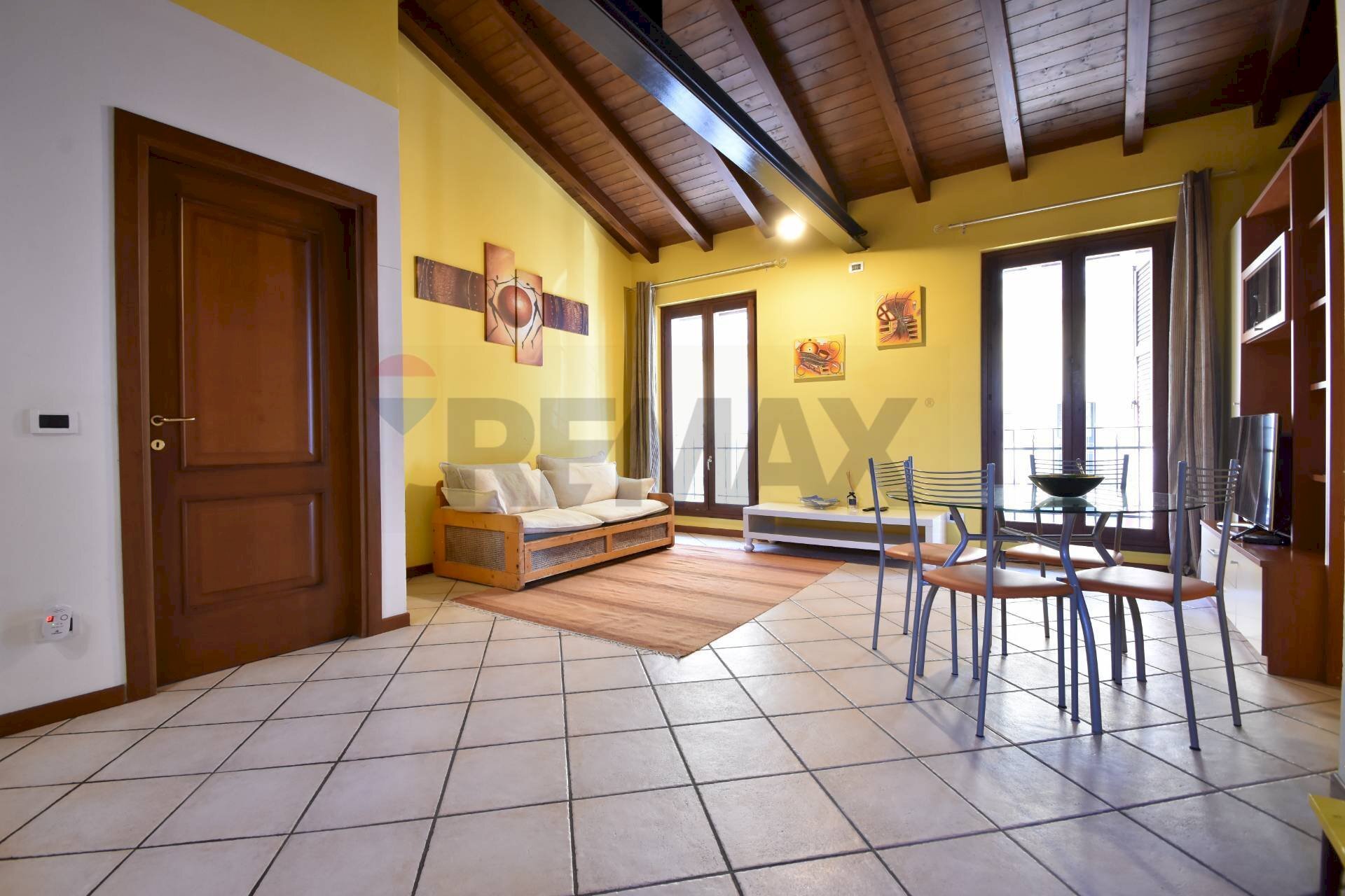 Sala da pranzo - Bilocale Via Gramsci
 
34, Arona - foto 2