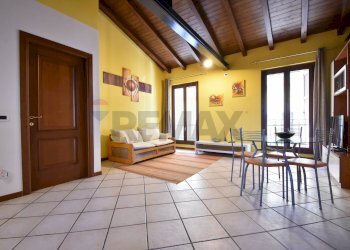 Sala da pranzo - Bilocale Via Gramsci
 
34, Arona - foto 2