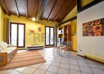 Sala da pranzo - Bilocale Via Gramsci
 
34, Arona - foto 3