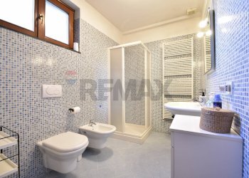 Bagno - Bilocale Via Gramsci
 
34, Arona - foto 11