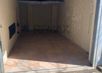 Parcheggio - Bilocale Via Gramsci
 
34, Arona - foto 18