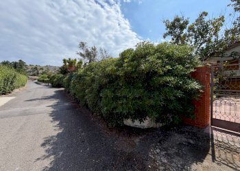 Giardino - Villa C.da Campolato, Augusta - foto 32