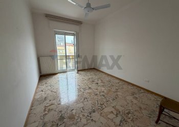 Stanza vuota - Appartamento via del faggio
 
71, Ragusa - foto 2