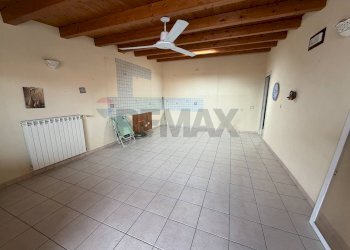 Stanza vuota - Appartamento via del faggio
 
71, Ragusa - foto 7
