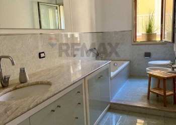 Bagno Completo 1piano - Casa indipendente Via Torquato Tasso
 
191, Alcamo - foto 7