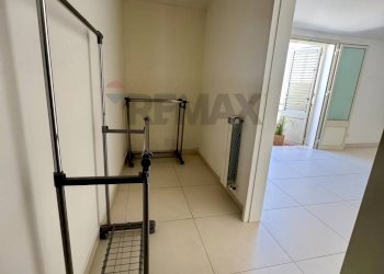 Cabina Armadio/ Camera con balconcino - Casa indipendente Via Torquato Tasso
 
191, Alcamo - foto 12