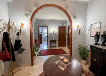 Hall / corridoio - Appartamento VIA GIUSEPPE ALESSI
 
25, Palermo - foto 10