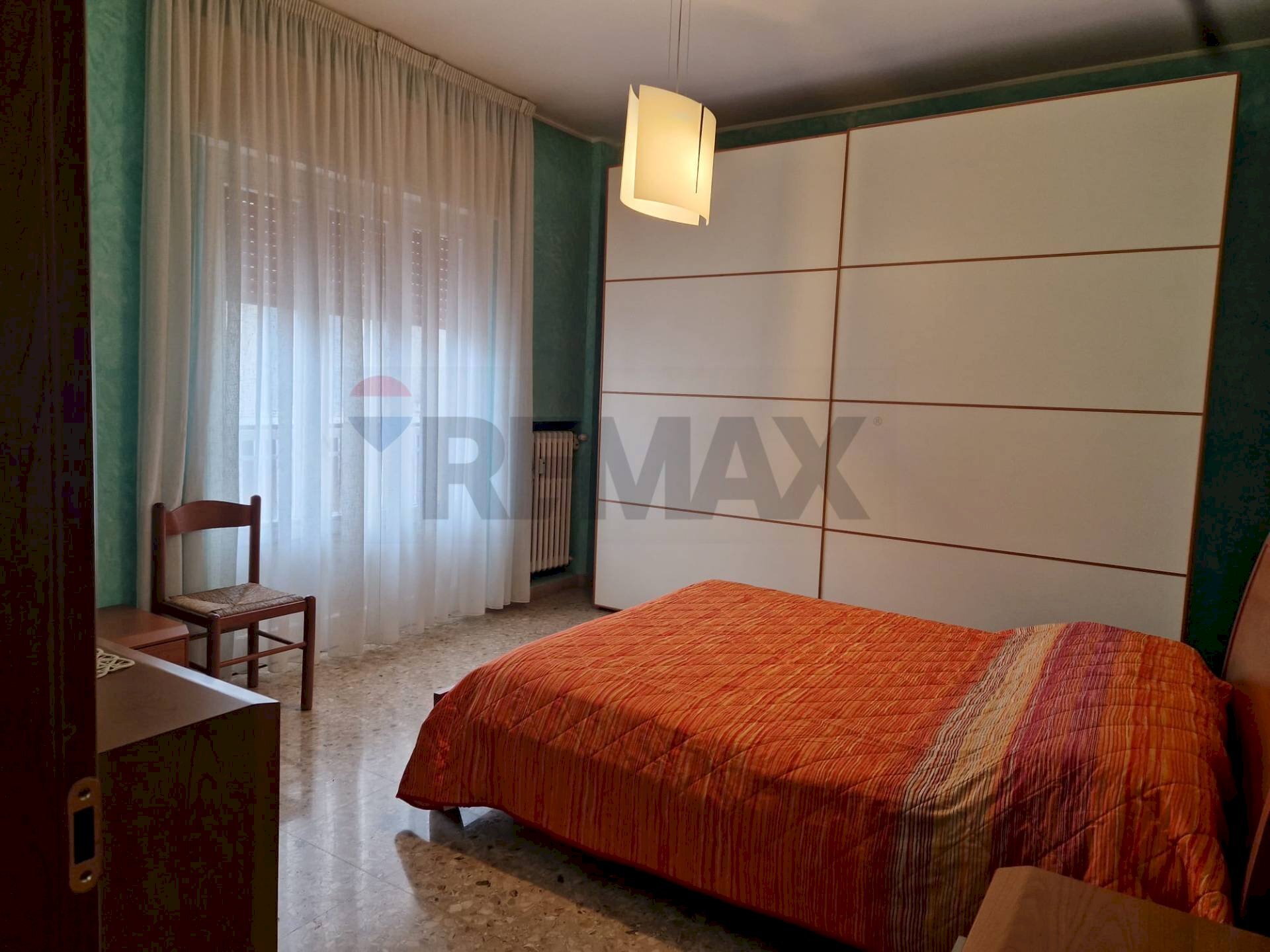 Camera / camera da letto - Three-room apartment Via S. Camillo De Lellis
39, Chieti - photo 3