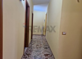 Hall / corridoio - Trilocale Via S. Camillo De Lellis
 
39, Chieti - foto 7