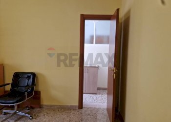 Ufficio - Trilocale Via S. Camillo De Lellis
 
39, Chieti - foto 14