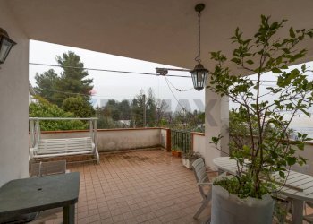Terrazza - Casa semi indipendente Sant'Eufemia
 
288, Fara Filiorum Petri - foto 22