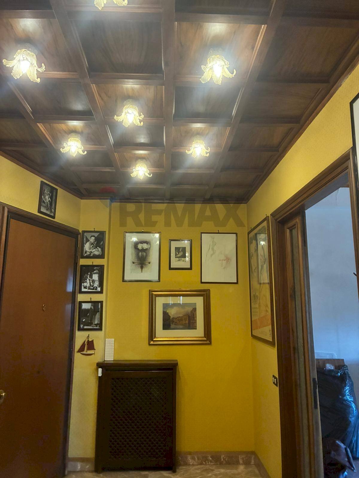 Hall / corridoio - Four-room apartment Via Eusebio Chini
 
66, Roma - photo 2