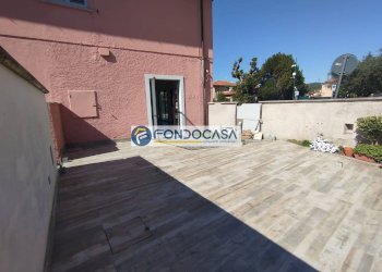 Giardino retro  4 - Casa semi indipendente via alcide de gasperi
 
579, Seravezza - foto 20