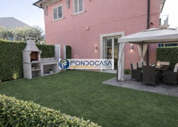 Render giardino interno - Casa semi indipendente via alcide de gasperi
 
579, Seravezza - foto 23