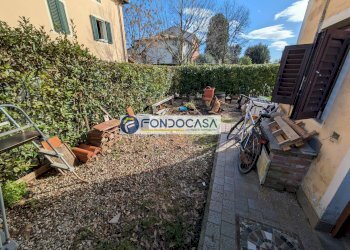 Giardino - Rustico via martiri delle foibe, Lucca - foto 48