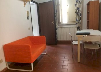 Foto 2 - Bilocale Via Ludovico Coccapani
 
1, Pisa - foto 2