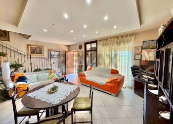 Soggiorno - Villa a Schiera VIA TEVERE
 
80, Marano di Napoli - foto 7