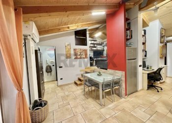 Sala da pranzo - Villa a Schiera VIA TEVERE
 
80, Marano di Napoli - foto 42