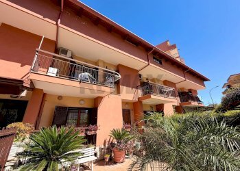 Edificio all\'aperto - Villa a Schiera VIA TEVERE
 
80, Marano di Napoli - foto 60