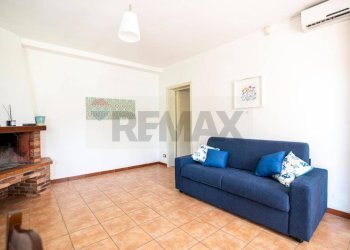 Soggiorno - Villa Via Dell'Asparagina
 
3, Vernole - foto 5