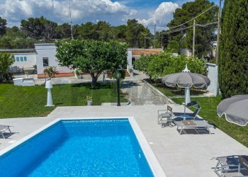 Piscina - Villa Via Dell'Asparagina
 
3, Vernole - foto 22