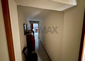 Hall / corridoio - Casa indipendente San Vito dei Normanni - foto 3