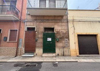 Edificio all\'aperto - Casa indipendente San Vito dei Normanni - foto 11