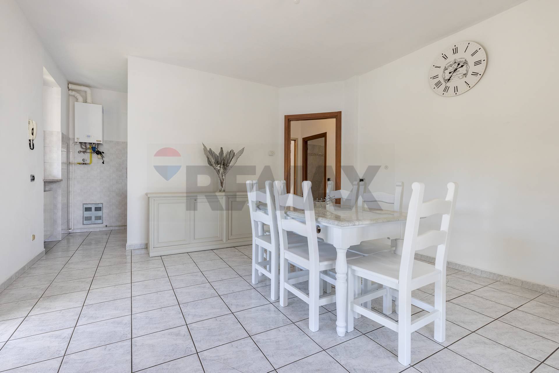 Sala da pranzo - Villa Via Mincio
9, Olgiate Olona - photo 3