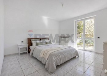 Camera / camera da letto - Villa Via Mincio
 
9, Olgiate Olona - photo 14