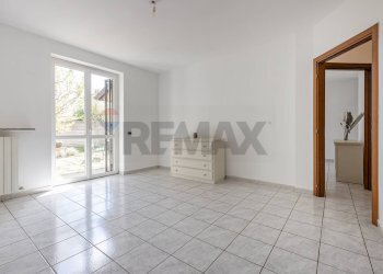 Stanza vuota - Villa Via Mincio
 
9, Olgiate Olona - photo 16