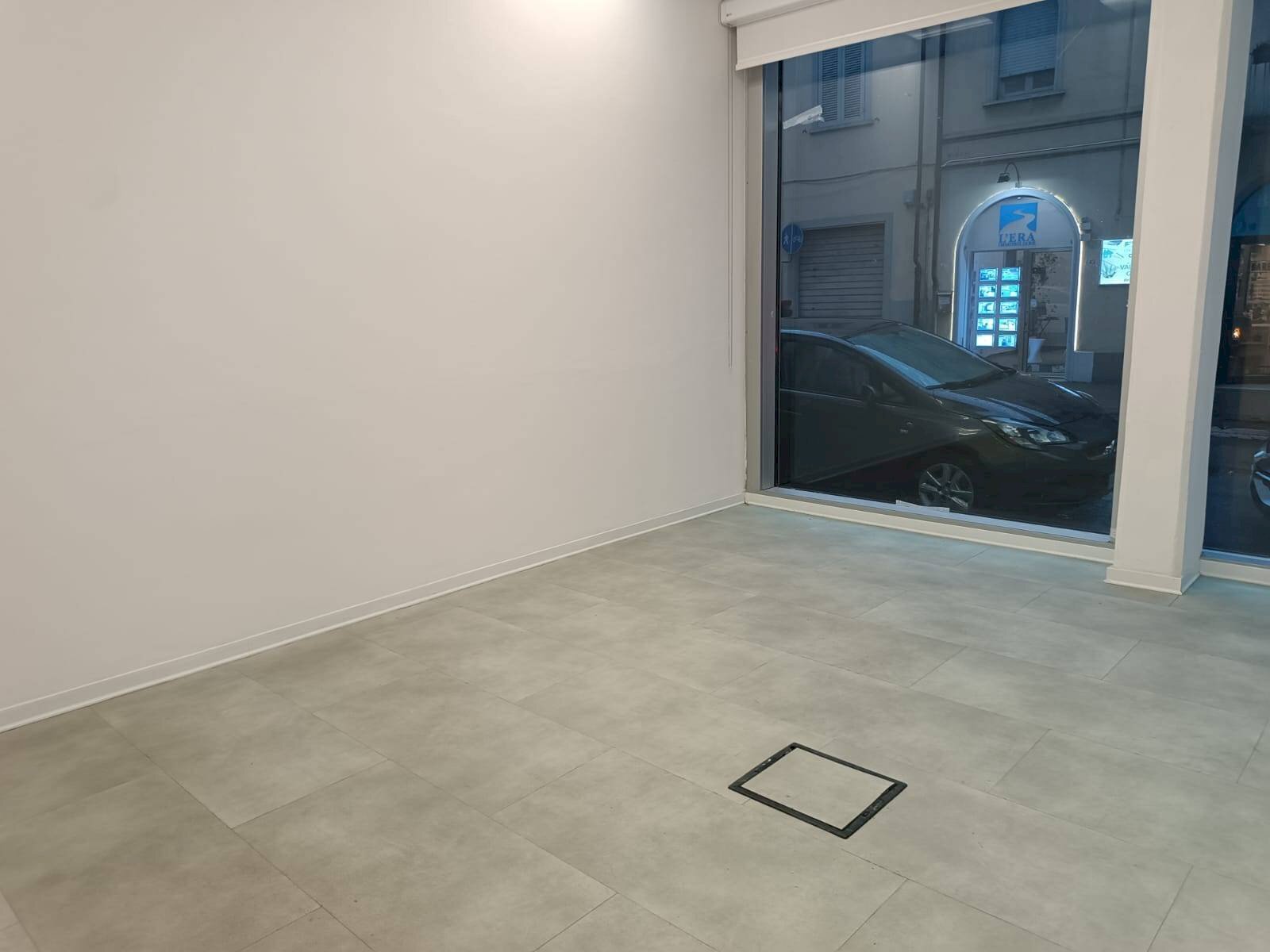 Foto 1 - Commercial Premises Via I Maggio, Pontedera - photo 1