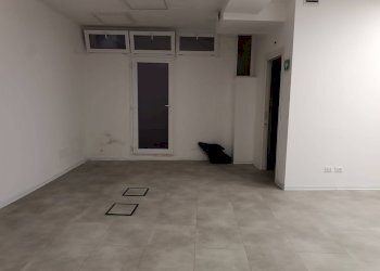 Foto 11 - Commercial Premises Via I Maggio, Pontedera - photo 11